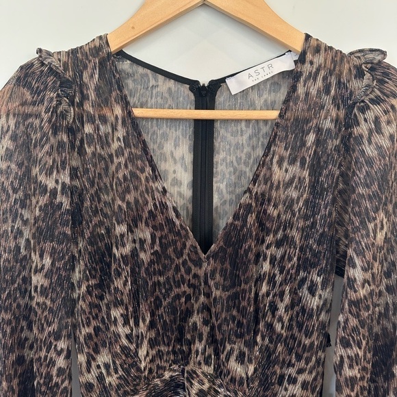 ASTR the Label Norah Dress - Picture 8 of 14